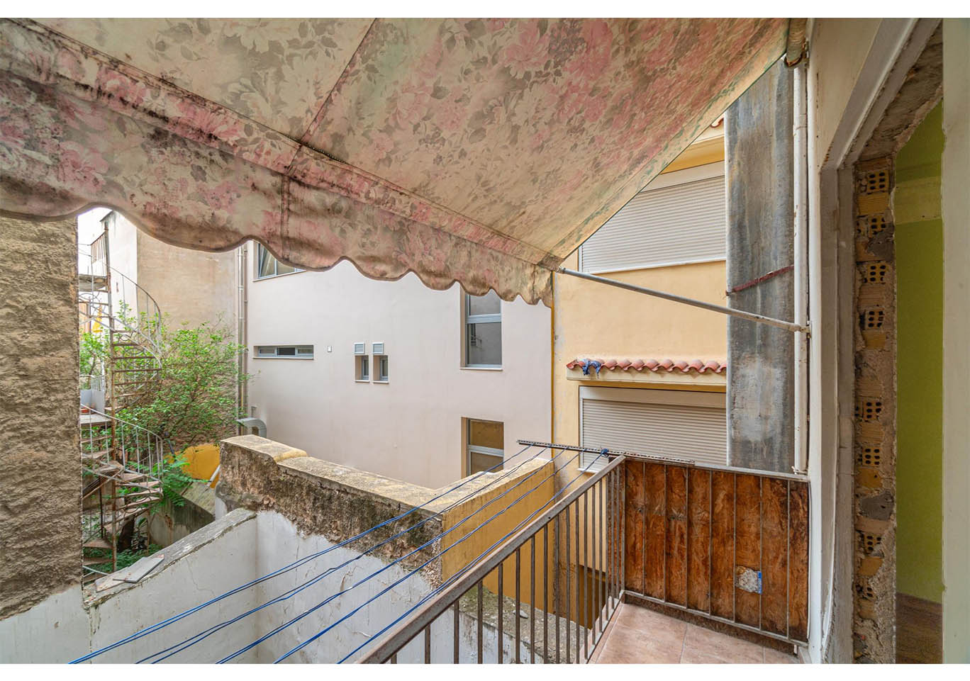 properties-small